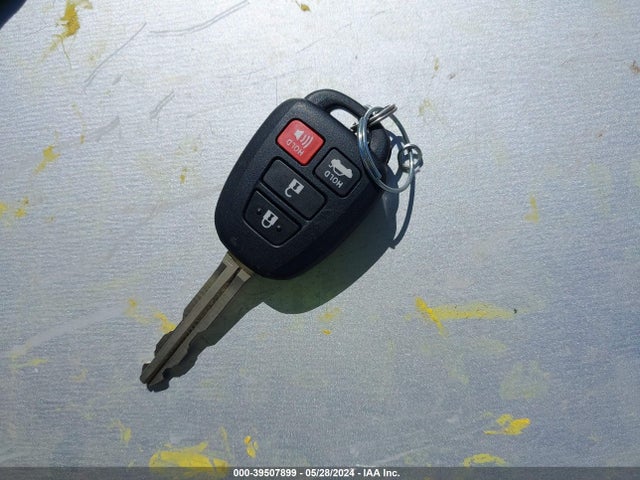 Toyota COROLLA LE 2016 2T1BURHEXGC741077 Image 11