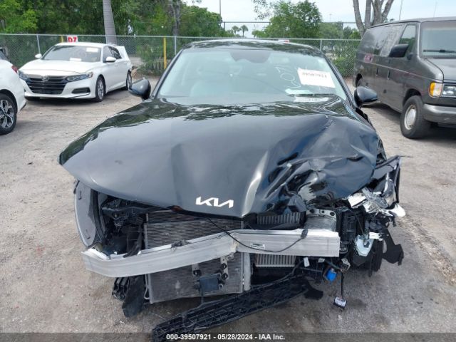 5XXG34J20RG246071 KIA K5 EX