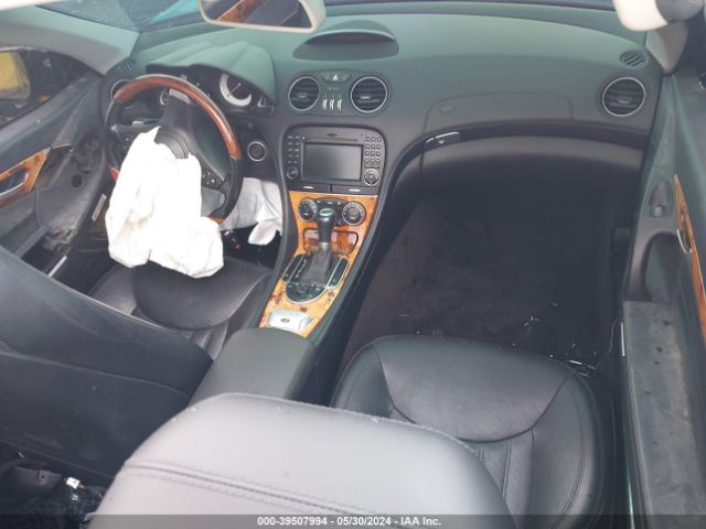 2011 MERCEDES-BENZ SL 550 WDBSK7BA6BF163431 Photo 4