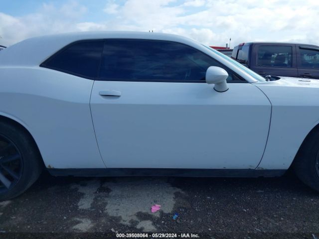 2C3CDYBT2EH103998 Dodge Challenger R/t Plus