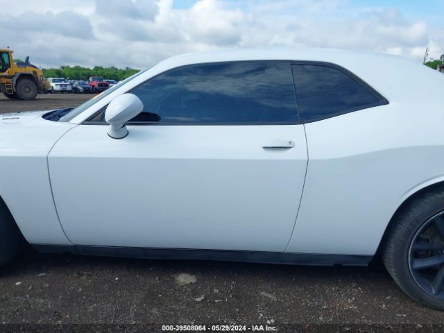 2C3CDYBT2EH103998 Dodge Challenger R/t Plus