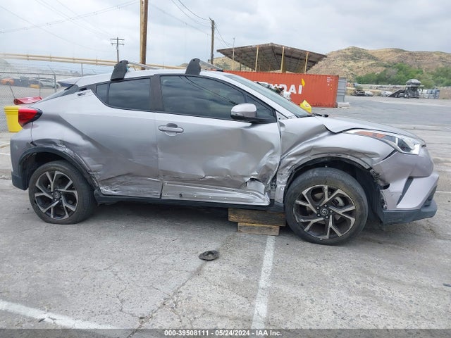 Toyota C-HR XLE 2019 JTNKHMBX2K1051785 Image 14