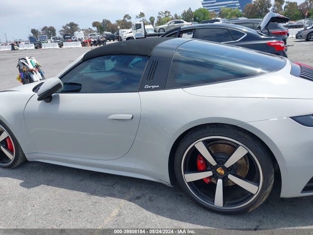 Porsche 911 Edition 50 Years Porsche Design/targa 4 Gts/targa 4s 2022 WP0BB2A93NS231949 Image 13