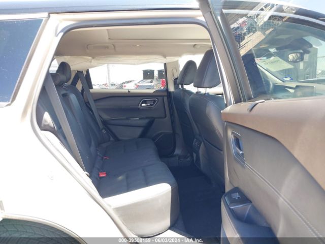 JN8AT3CA1MW019374 Nissan Rogue Sl Fwd