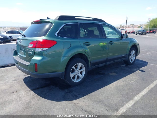 Subaru Outback 2.5i Premium 2014 4S4BRBCCXE3251982 Image 4