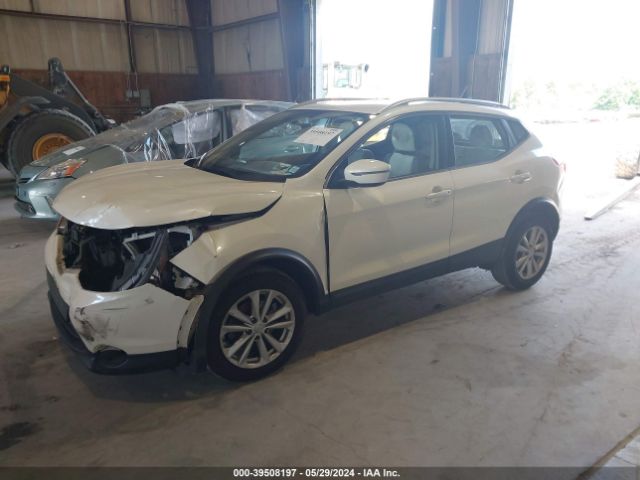 JN1BJ1CR2JW252792 Nissan Rogue Sport Sv
