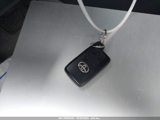 Toyota Prius Two 2015 JTDKN3DU2F0468930 Image 11