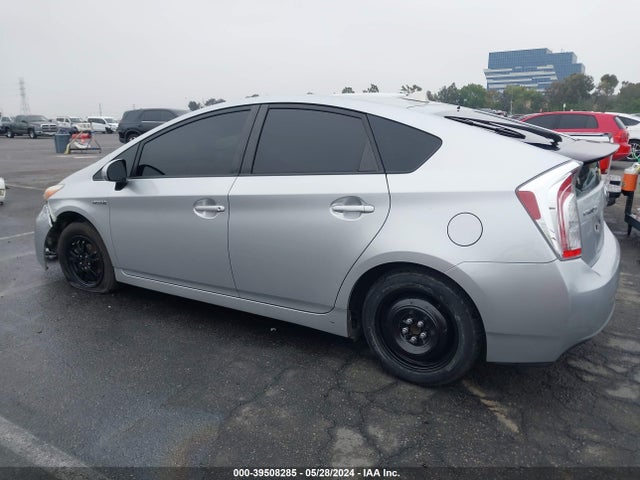 Toyota Prius Two 2015 JTDKN3DU2F0468930 Image 14