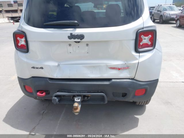 ZACCJBCT9FPB79847 Jeep Renegade Trailhawk