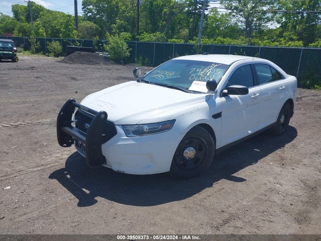 Ford Police Interceptor 2017 1FAHP2MK7HG106668 Image 2