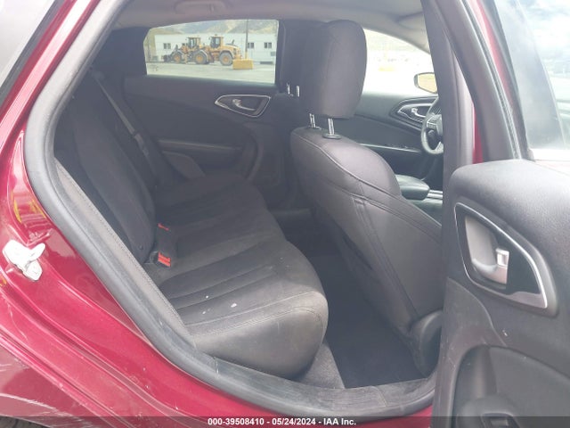 1C3CCCAB6FN703883 Chrysler 200 Limited