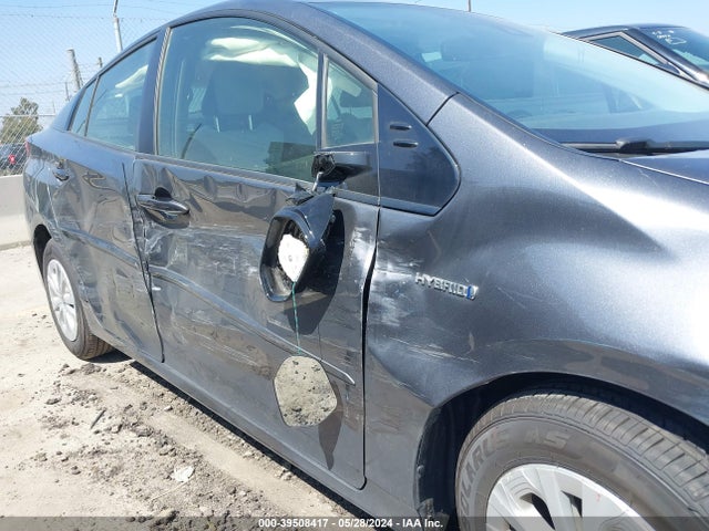 Toyota Prius Le 2020 JTDKARFU5L3105060 Image 6