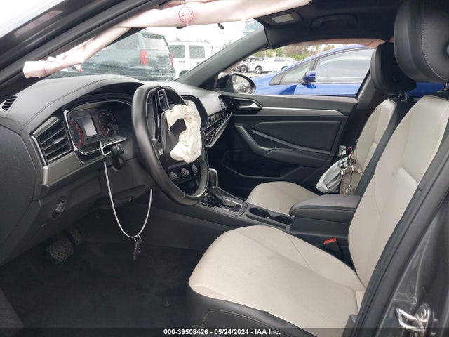 3VWC57BU2KM215576 Volkswagen Jetta 1.4t R-line/1.4t S/1.4t Se
