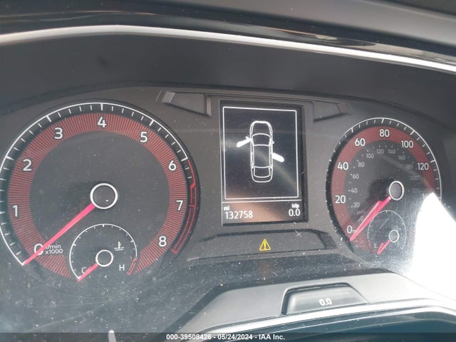 3VWC57BU2KM215576 Volkswagen Jetta 1.4t R-line/1.4t S/1.4t Se