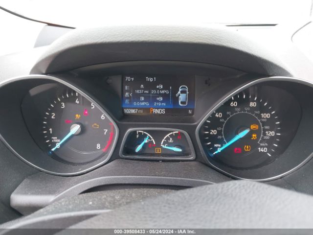 1FMCU0GD5JUD22844 Ford ESCAPE SE