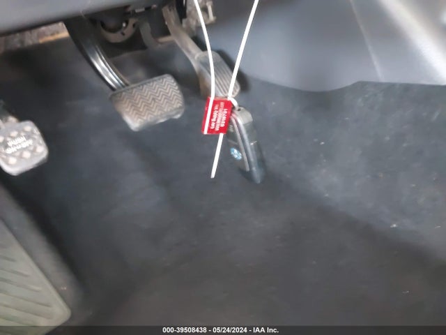 Toyota Prius Two 2016 JTDKBRFUXG3022842 Image 11