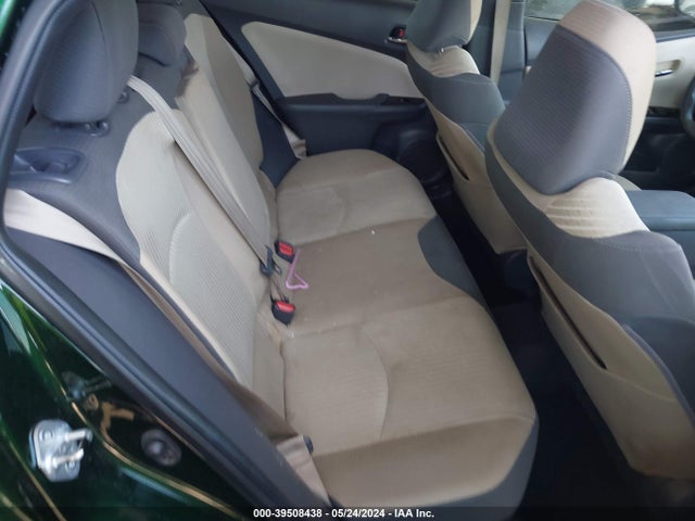 Toyota Prius Two 2016 JTDKBRFUXG3022842 Image 8