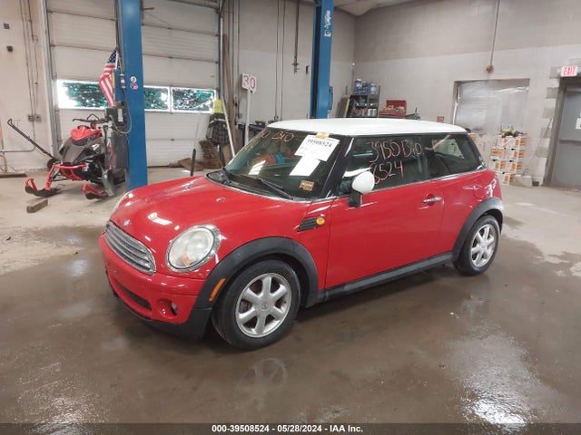 2009 MINI COOPER WMWMF33549TW73293 Photo 1