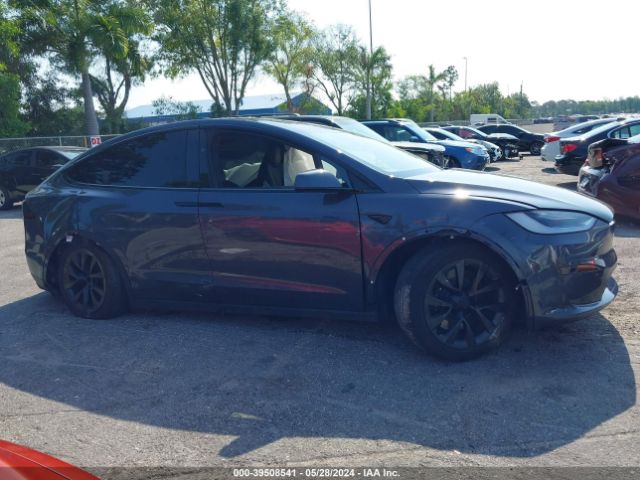 7SAXCDE5XPF370808 Tesla Model X Dual Motor All-wheel Drive/standard Range