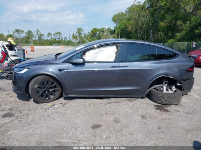 7SAXCDE5XPF370808 Tesla Model X Dual Motor All-wheel Drive/standard Range