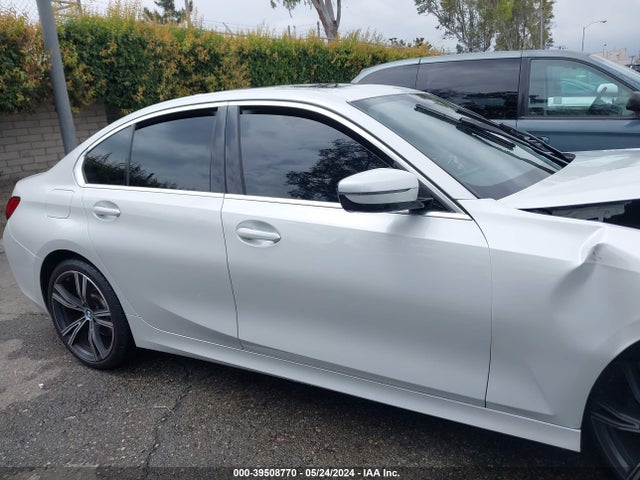 BMW 330I 2022 3MW5R1J03N8C70611 Image 13