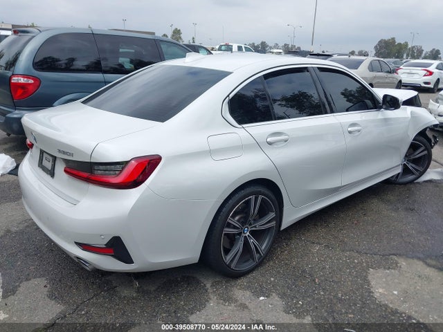 BMW 330I 2022 3MW5R1J03N8C70611 Image 4