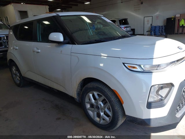 KIA SOUL S 2020 KNDJ23AU5L7733044 Image 13