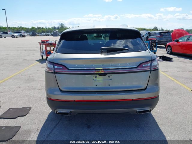 2LMPJ6J9XPBL13917 Lincoln Nautilus Standard