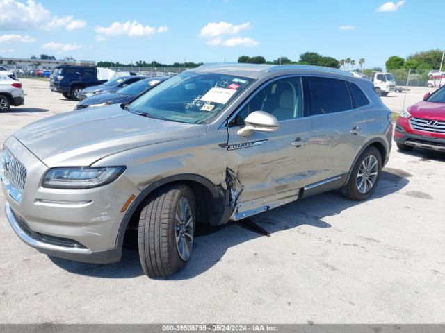 2LMPJ6J9XPBL13917 Lincoln Nautilus Standard
