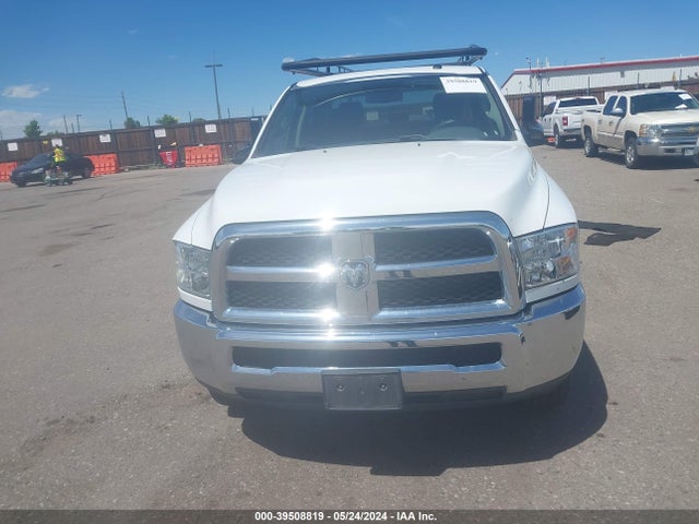3C6UR5CJXJG302683 RAM 2500 Tradesman  4x4 6'4 Box