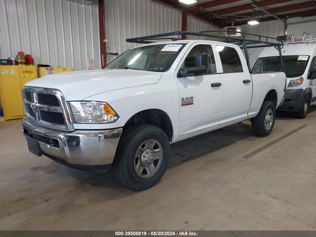 3C6UR5CJXJG302683 RAM 2500 Tradesman  4x4 6'4 Box