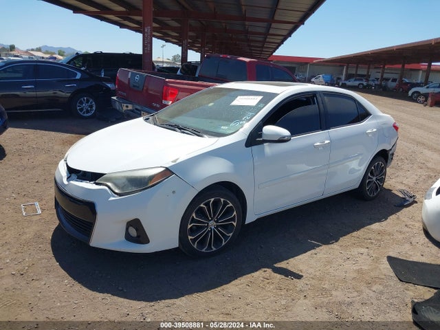 Toyota Corolla S Plus 2015 5YFBURHE2FP358524 Image 2