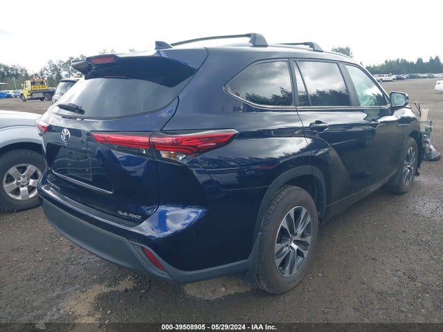 Toyota Highlander Xle 2023 5TDKDRBH1PS032080 Image 4