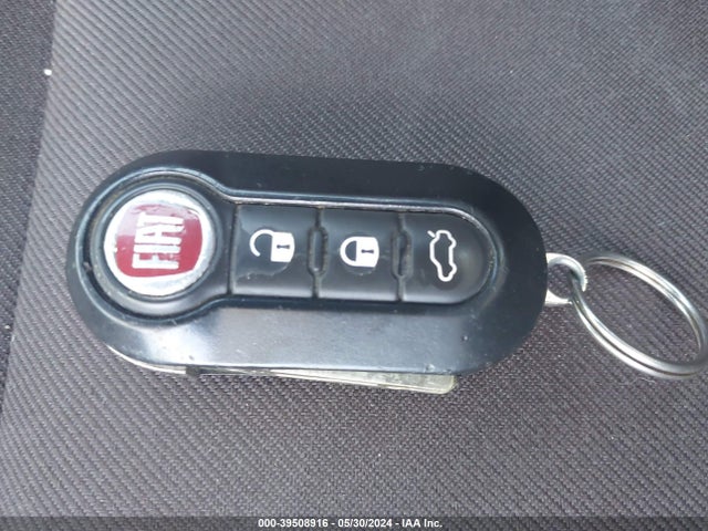 2015 FIAT 500 3C3CFFAR5FT504393 Photo 10