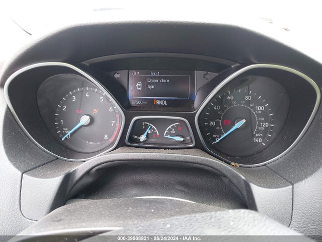Ford FOCUS SE 2015 1FADP3K25FL301342 Image 7