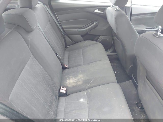 Ford FOCUS SE 2015 1FADP3K25FL301342 Image 8