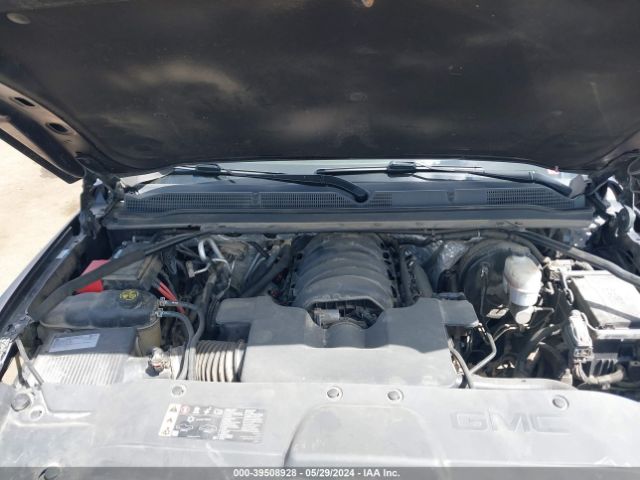 1GKS2HKJ0JR157150 GMC YUKON XL DENALI