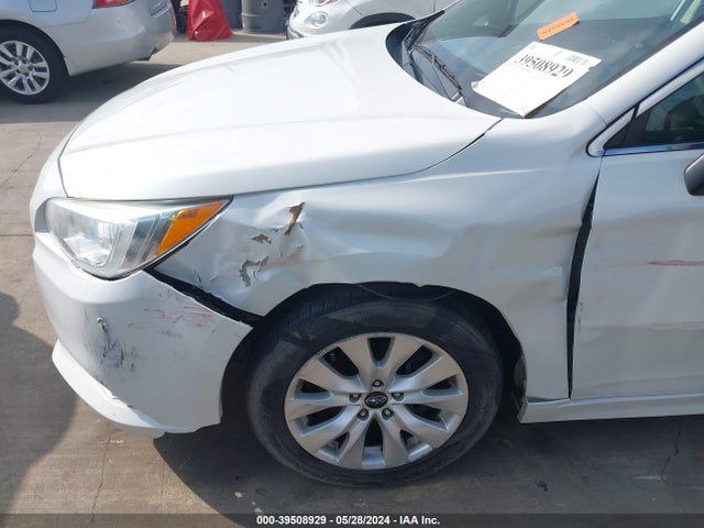 4S3BNAB66H3027828 Subaru Legacy 2.5i