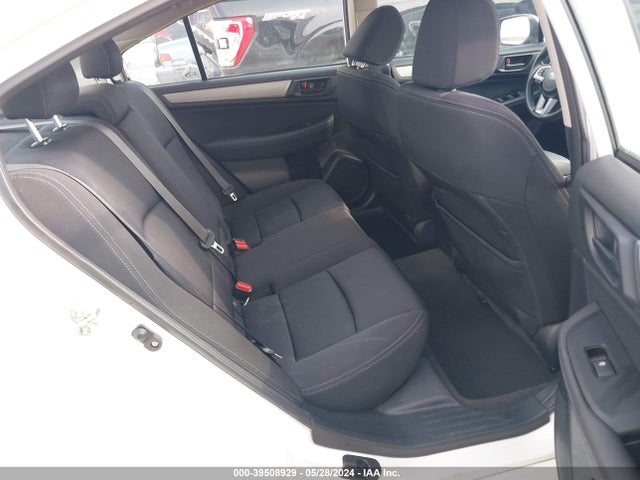 4S3BNAB66H3027828 Subaru Legacy 2.5i