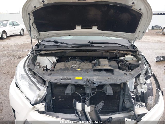 Toyota Highlander Le Plus 2017 5TDZZRFH0HS226627 Image 10