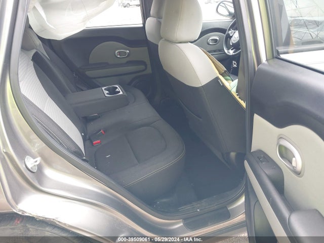 KIA SOUL + 2016 KNDJP3A51G7406883 Image 8