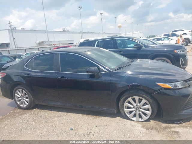 Toyota CAMRY LE 2020 4T1L11AKXLU866734 Image 13