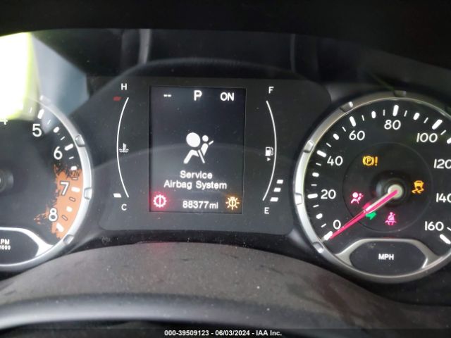 ZACCJABTXGPE07013 Jeep Renegade Latitude