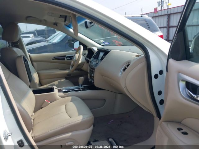 5N1AR2MN4EC674231 Nissan Pathfinder Sl