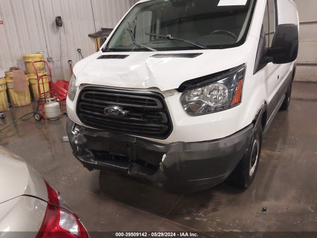 Ford Transit-250 2018 1FTYR1ZM5JKA60494 Image 6
