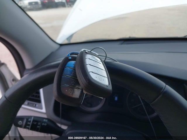 Hyundai Tucson Value 2018 KM8J3CA24JU757003 Image 11
