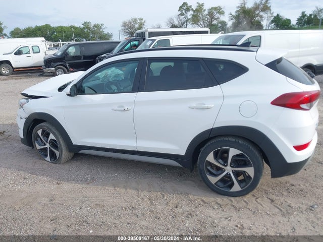 Hyundai Tucson Value 2018 KM8J3CA24JU757003 Image 14