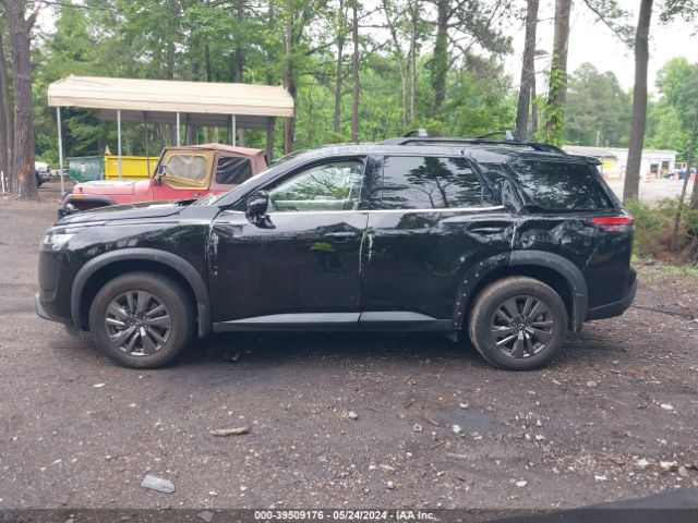 5N1DR3BA2NC253465 Nissan Pathfinder Sv 2wd
