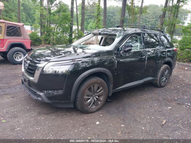 5N1DR3BA2NC253465 Nissan Pathfinder Sv 2wd