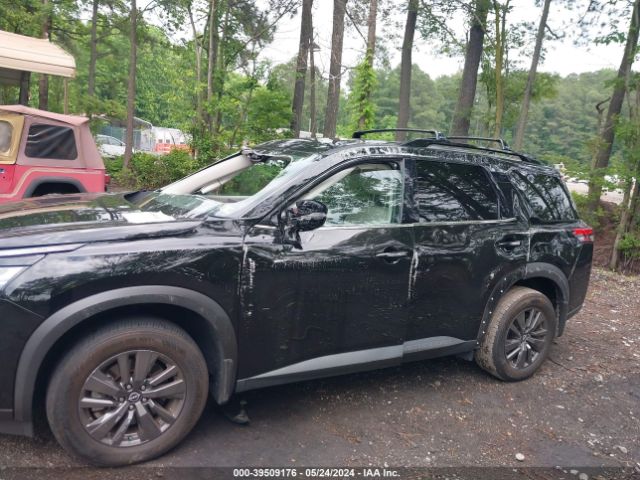 5N1DR3BA2NC253465 Nissan Pathfinder Sv 2wd